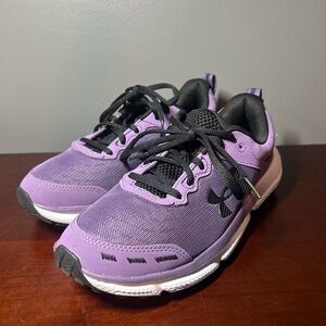 Womens 8.5 M Under Armour Charged Assert 10 Retro Purple 3026179-500 Running